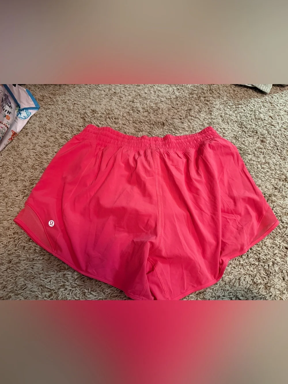 Lululemon hotty hot 4” shorts size 10 like new